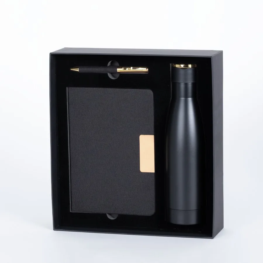 Set de regalo corporativo con botella termica, libreta y boligrafo